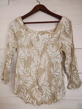 I.N. STUDIO Petite Large Tropical Leaf Square Neck Woman's Blouse